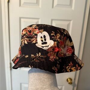 Neff Mickey/Disney Bucket Hat